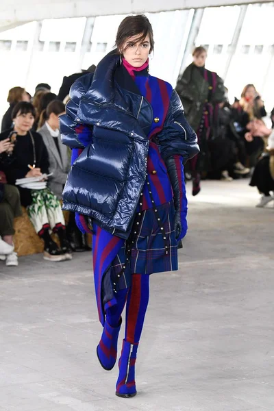 Look 1